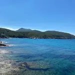 Maison A La Pointe Du Cap Corse Vakantiehuis *